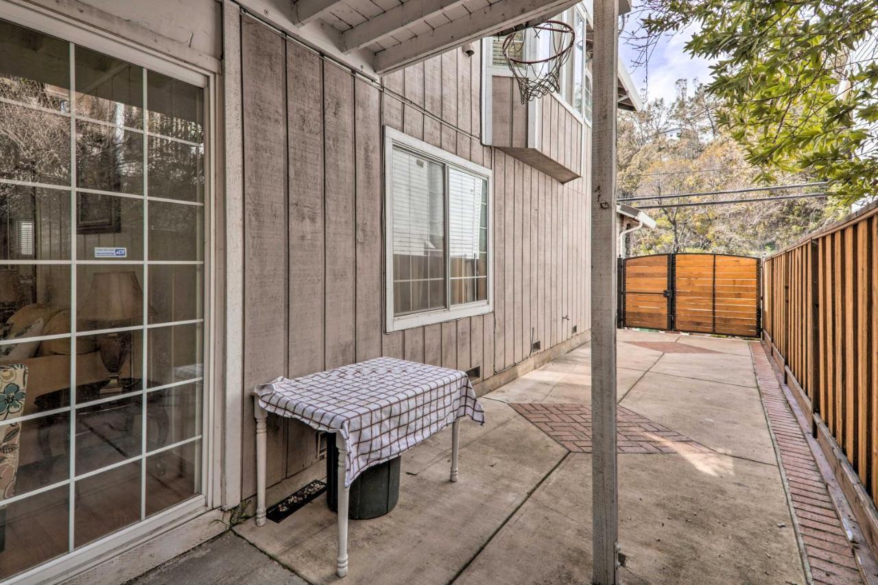 Апартаменты Peaceful Oakland Oasis With Private Yard! Экстерьер фото